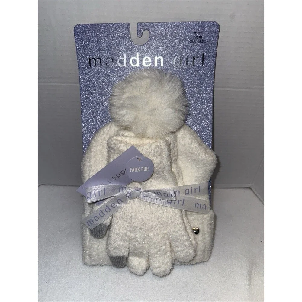 Madden Girl Beanie And Gloves Ivory Faux Fur with Shimmering Sparkles New - Picture 2 of 9